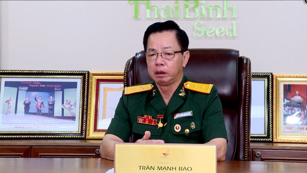Tôi luôn biết ơn ThaiBinh Seed - nơi đã cho tôi cảm hứng, cảm xúc để làm việc, được cống hiến, thỏa nguyện ước mơ đền đáp cho nhân dân - những người đã cưu mang, đùm bọc, nuôi dưỡng người lính chúng tôi.
