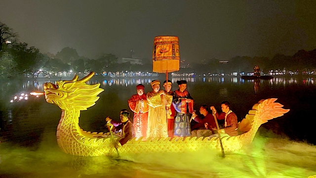 Du lịch đêm Hà Nội tạo sức hút mới từ 'Hà Nội Đẹp Sound'- Ảnh 2.