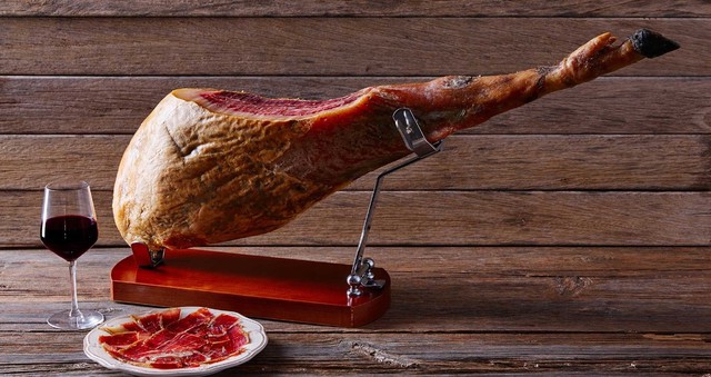 Đây là những món ăn ngon hấp dẫn không thể thiếu dịp lễ Noel - Ảnh 3.