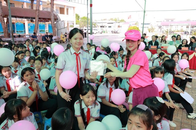 Hơn 8.000 nữ sinh THCS tại Cần Thơ tham gia chương trình 