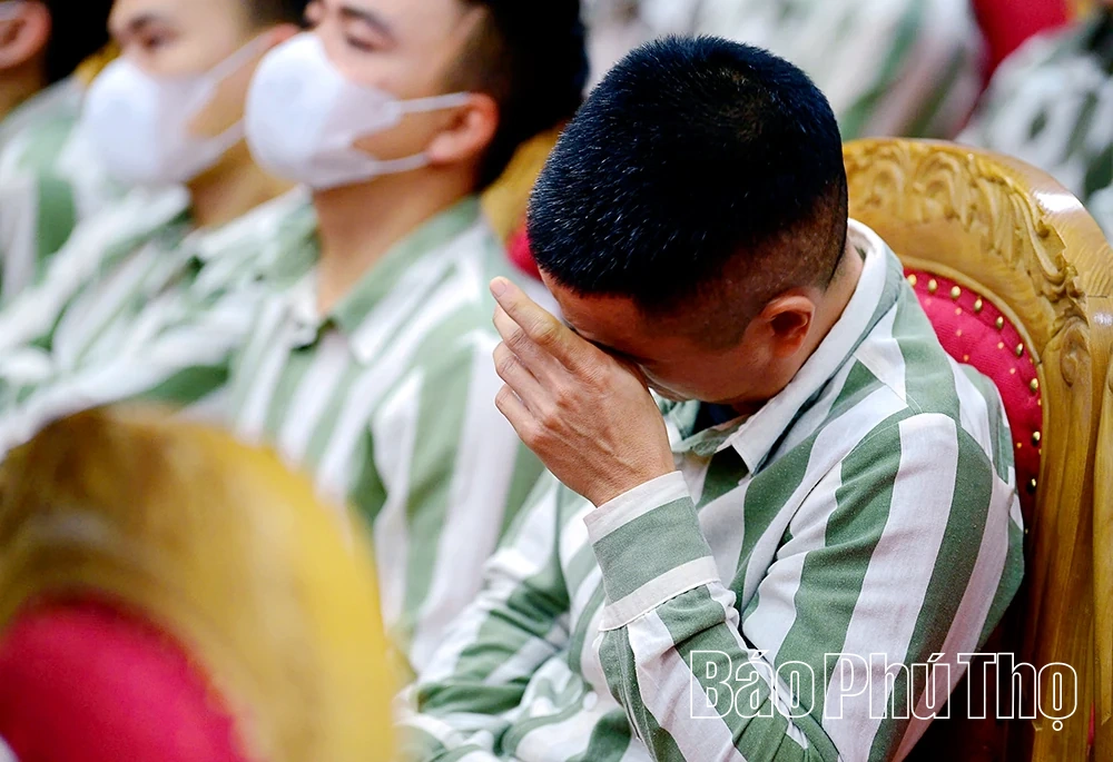 Megható program a „Rehabilitációs álmok lángjának meggyújtása” keretében a Vinh Quang börtönben