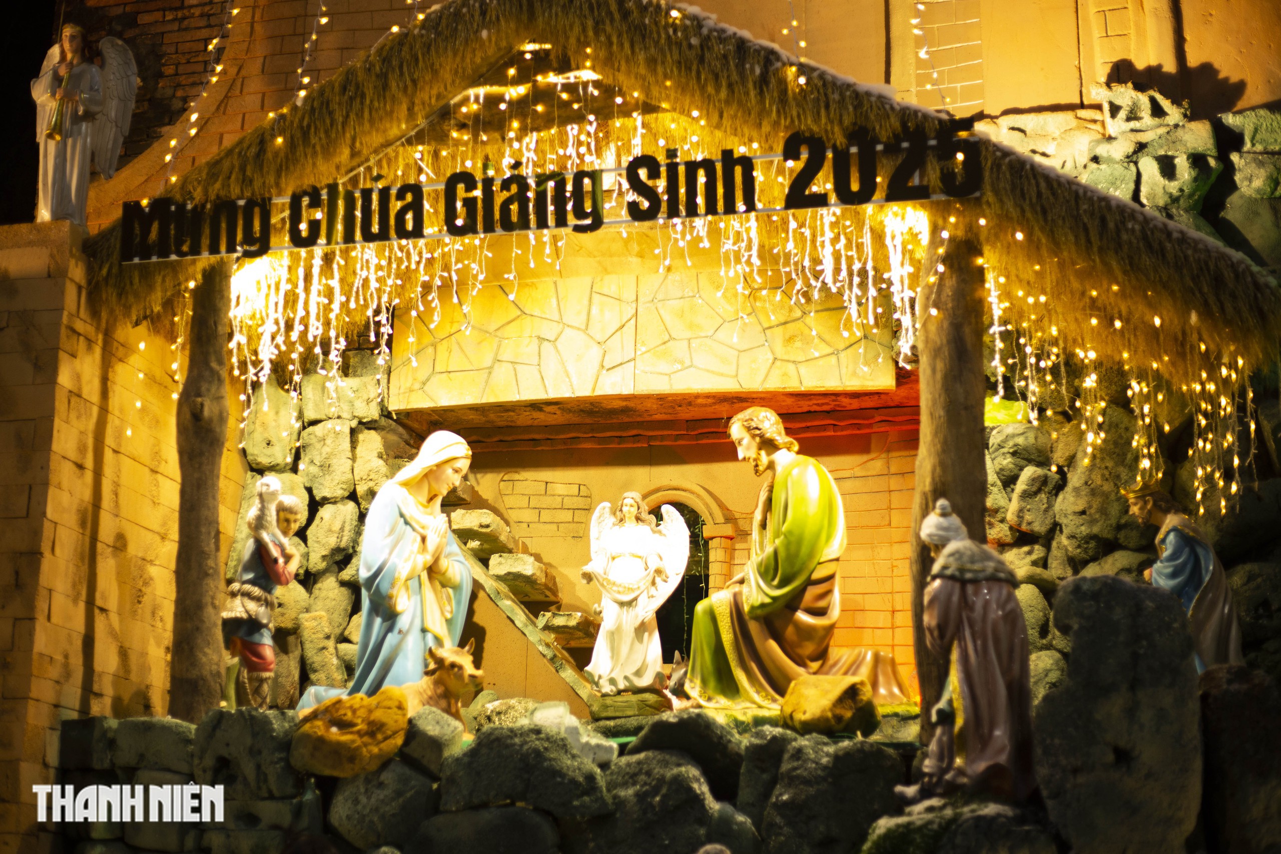 La Vang lung linh mùa Giáng sinh- Ảnh 4.