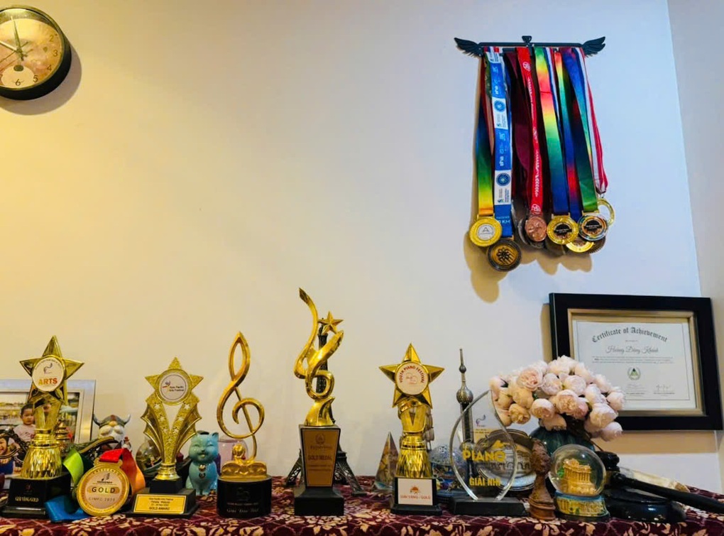 ہنوئی کے ایک 15 سالہ طالب علم کے لیے ایک نادر کارنامہ: ٹاپ 4 یونیورسٹی کے لیے اسکالرشپ جیتنا۔