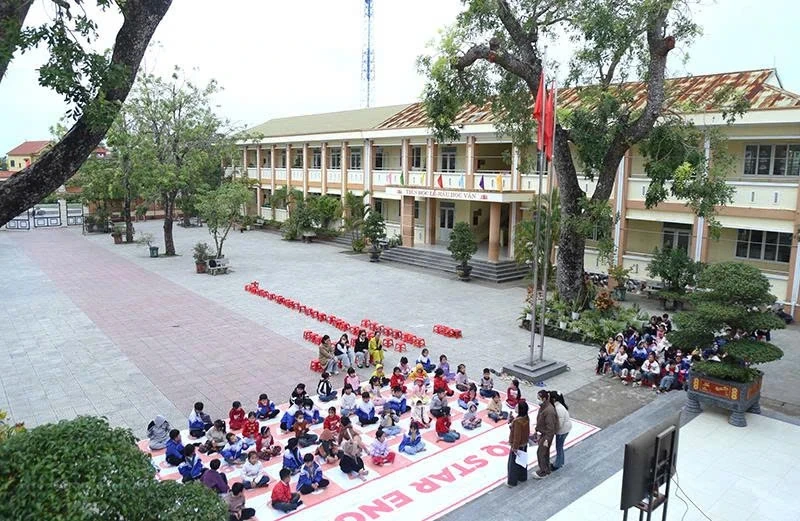 Nỗ lực xây dựng trường tiểu học đạt chuẩn quốc gia