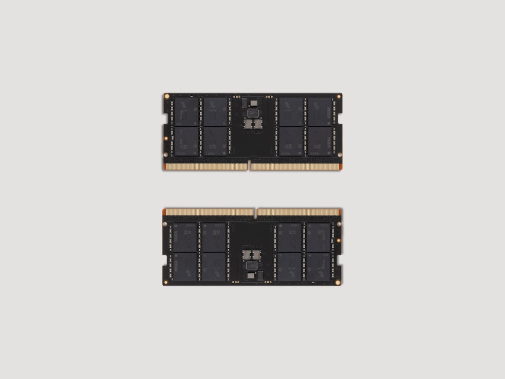 Obrázky dvou modulů DDR5 RAM byly zveřejněny na blogu Frameworku.