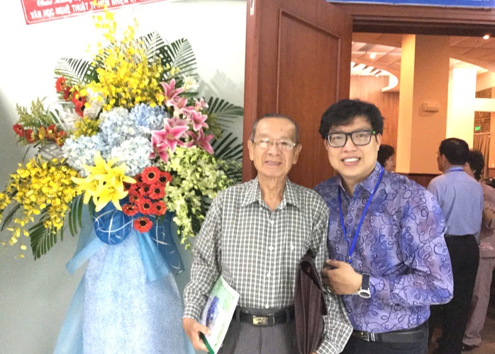 L'artista del popolo Dinh Bang Phi: una vita trascorsa a portare sulle sue spalle il peso dell'opera tradizionale - Foto 2.