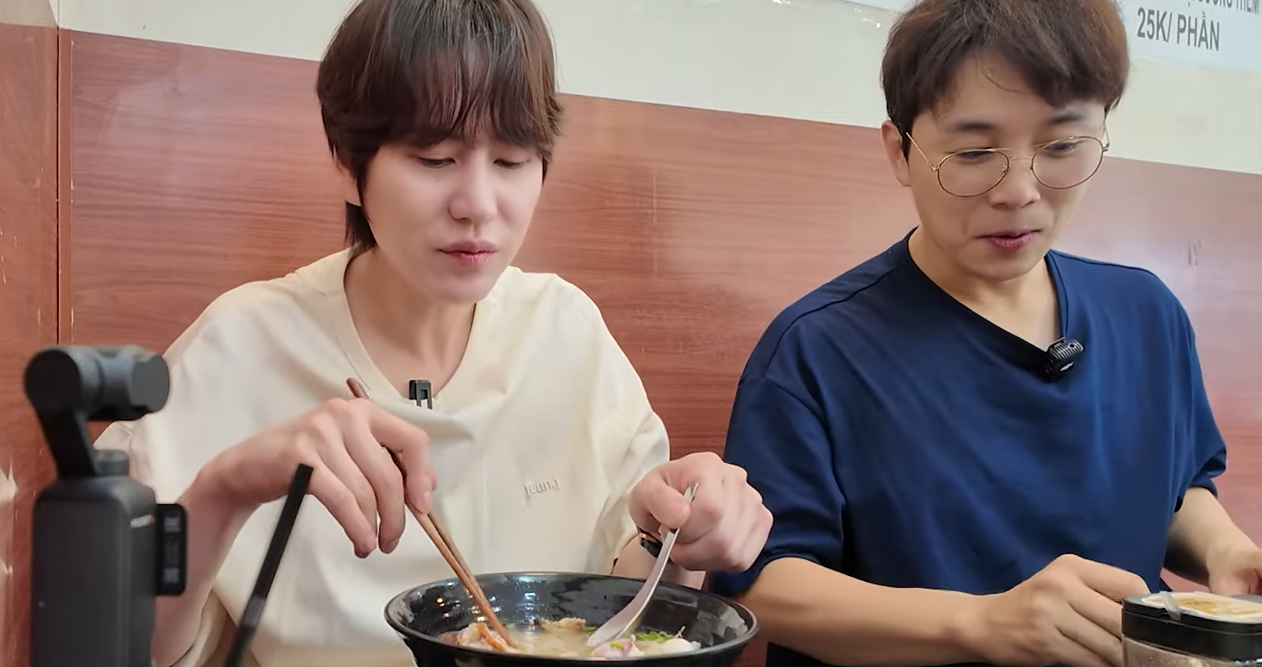 Turista coreano gasta 400.000 VND en un plato en Vung Tau y revela el motivo de su "generoso gasto"