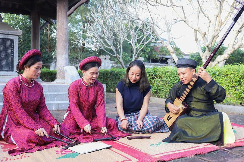 ฤดูใบไม้ผลิมาถึงแล้วและคุณสามารถได้ยินเสียงปลาและนกร้องเพลง ภาพที่ 4