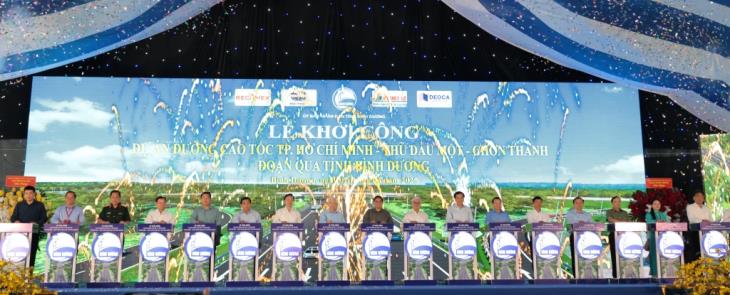 Event news - Binh Duong starts construction of Ho Chi Minh City expressway...