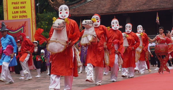 The mystery of a thousand-year-old performance where performers must wear masks in Thanh land