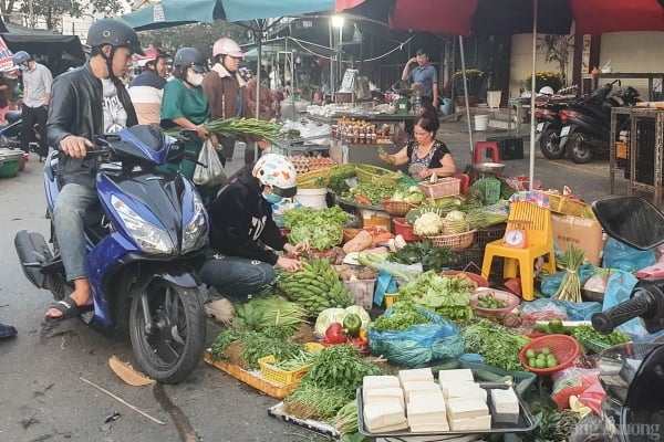 Les fleurs et les fruits sont très demandés.