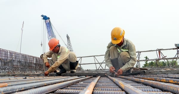 Spring on two major highway construction sites in the West