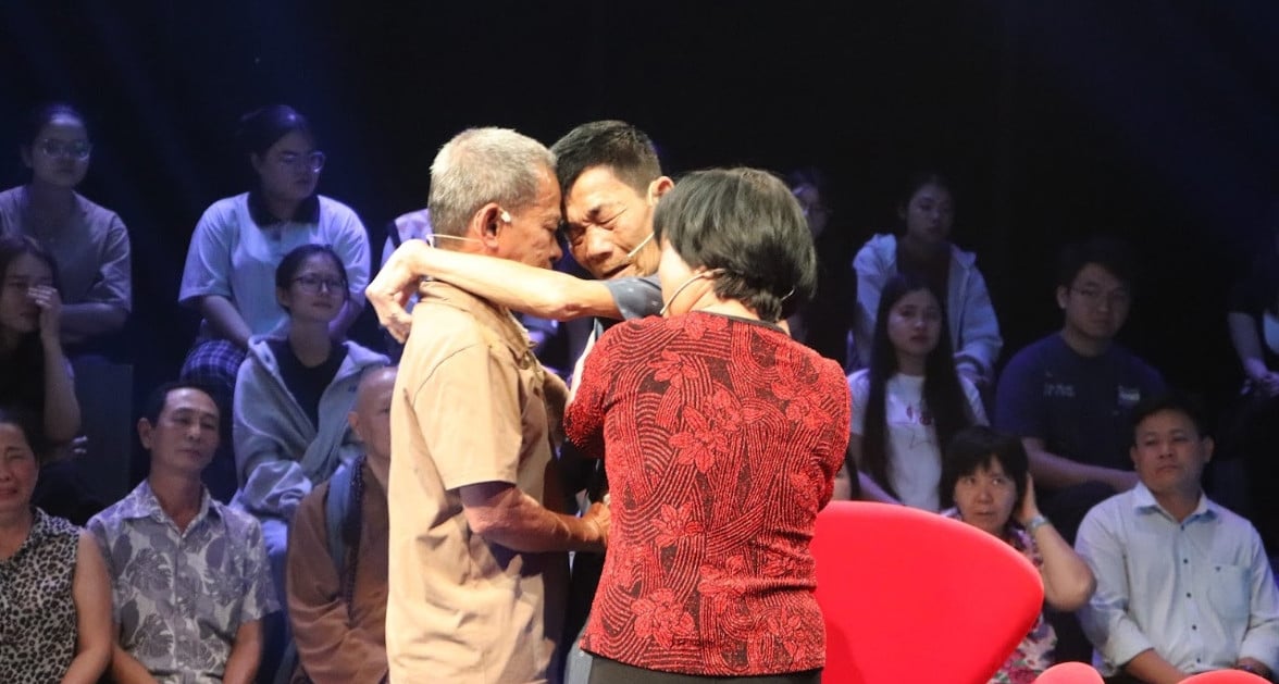 Ein allein lebender Mann in Ninh Thuan, der sein Zuhause verließ, weil er wütend auf seine Mutter war, ist nach 50 Jahren zurückgekehrt.