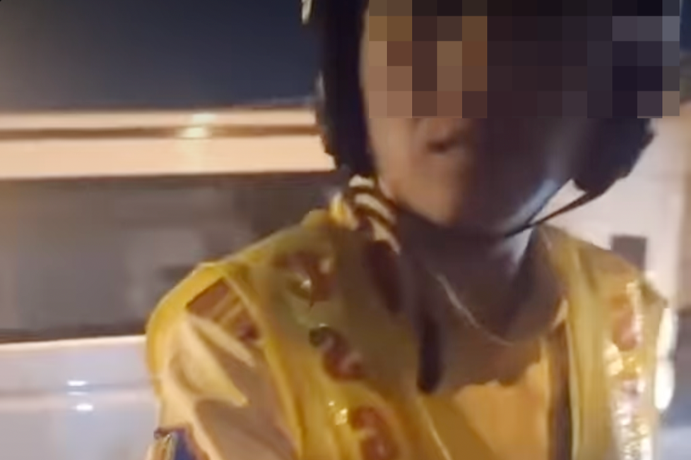 Verifying clip of traffic police scolding and swearing at girl in HCMC