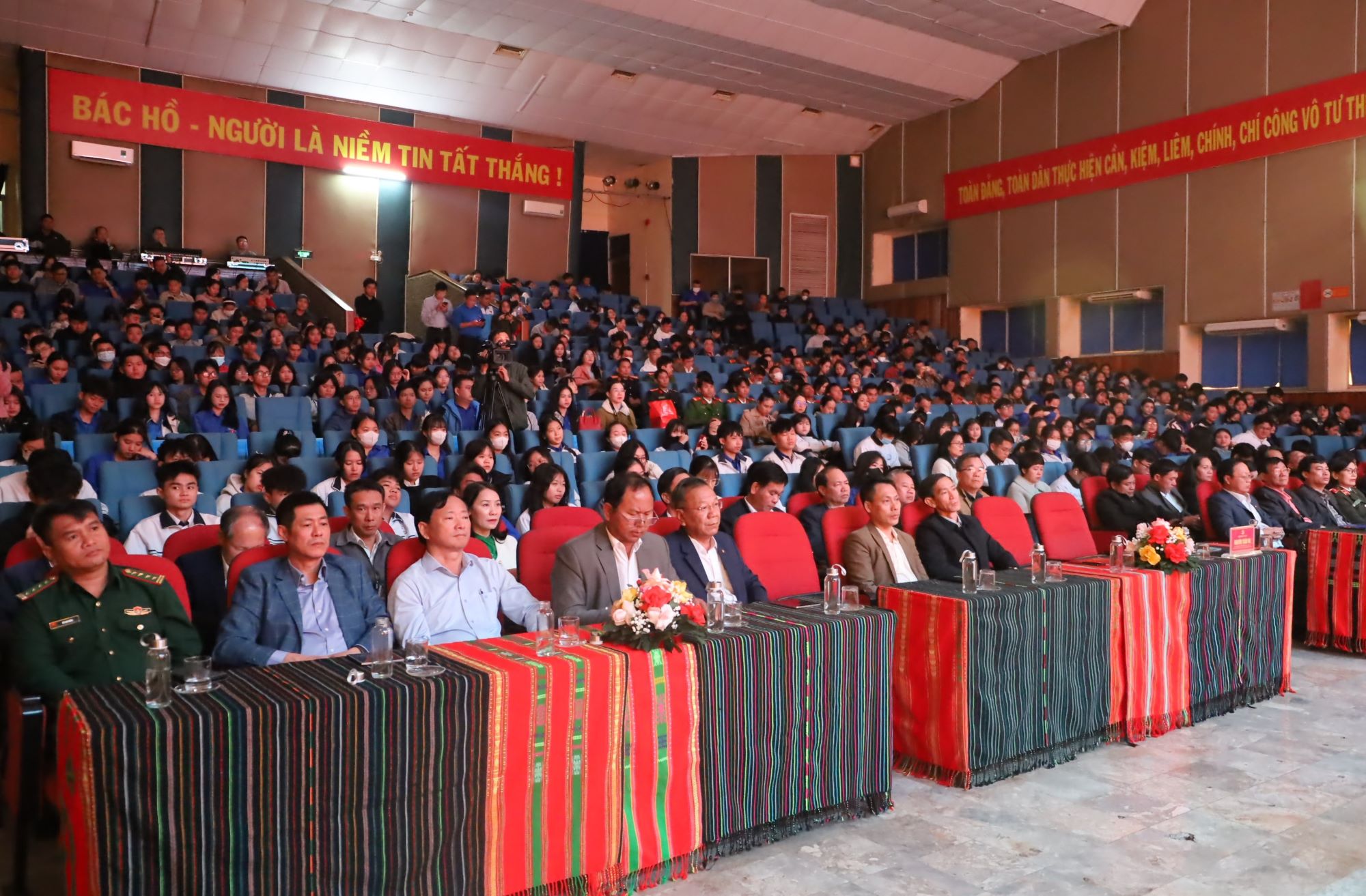 Lancement du concours en ligne pour en savoir plus sur « 50 ans de victoire de Buon Ma Thuot, libérant la province de Dak Lak »