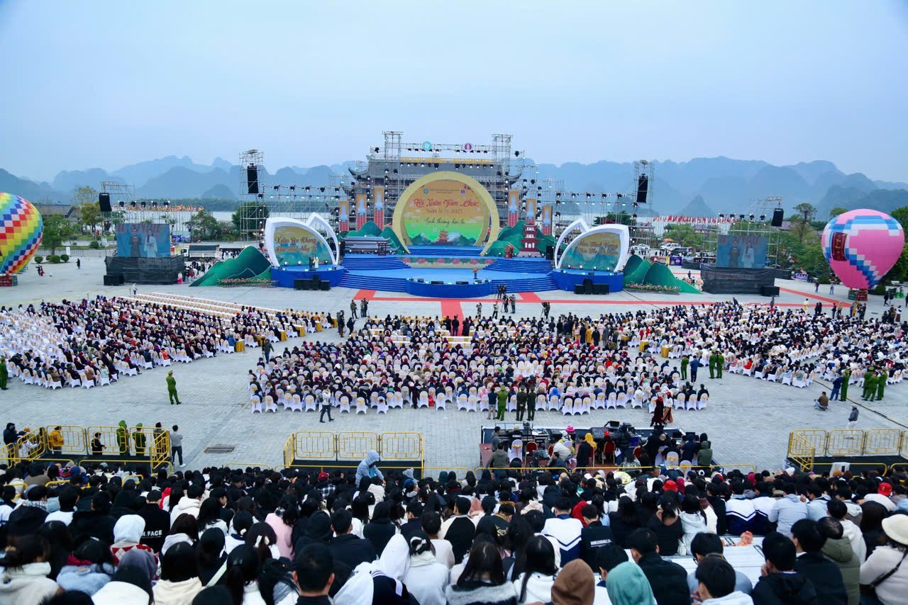 Tam Chuc Spring Festival 2025 개막 - 신성한 융합