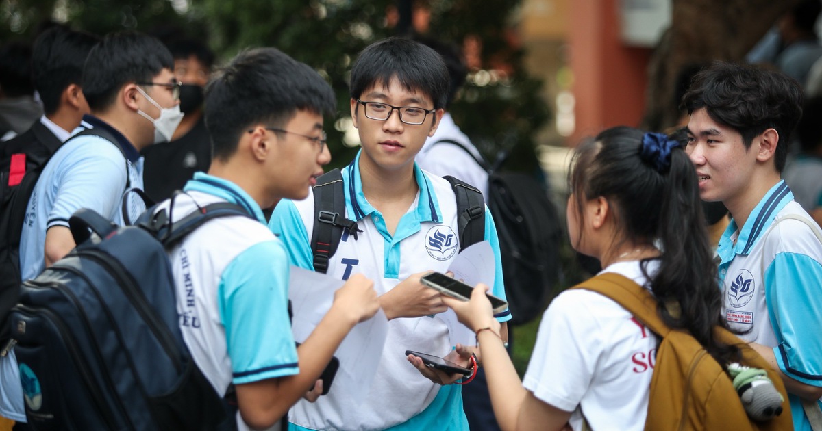 100 universités et collèges prennent en compte les résultats du test d'aptitude 2025 de l'Université nationale de Ho Chi Minh-Ville