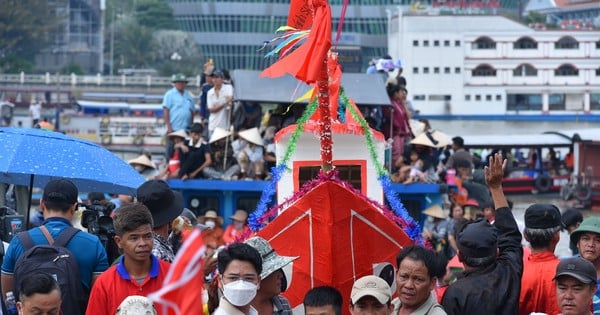 Lễ hội cầu an của người dân xóm chài miền Tây sông nước