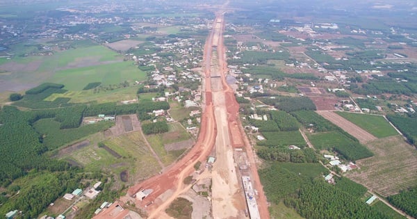 Dong Nai planea pedir prestados 2 billones de dólares para atender 8 proyectos clave de tráfico