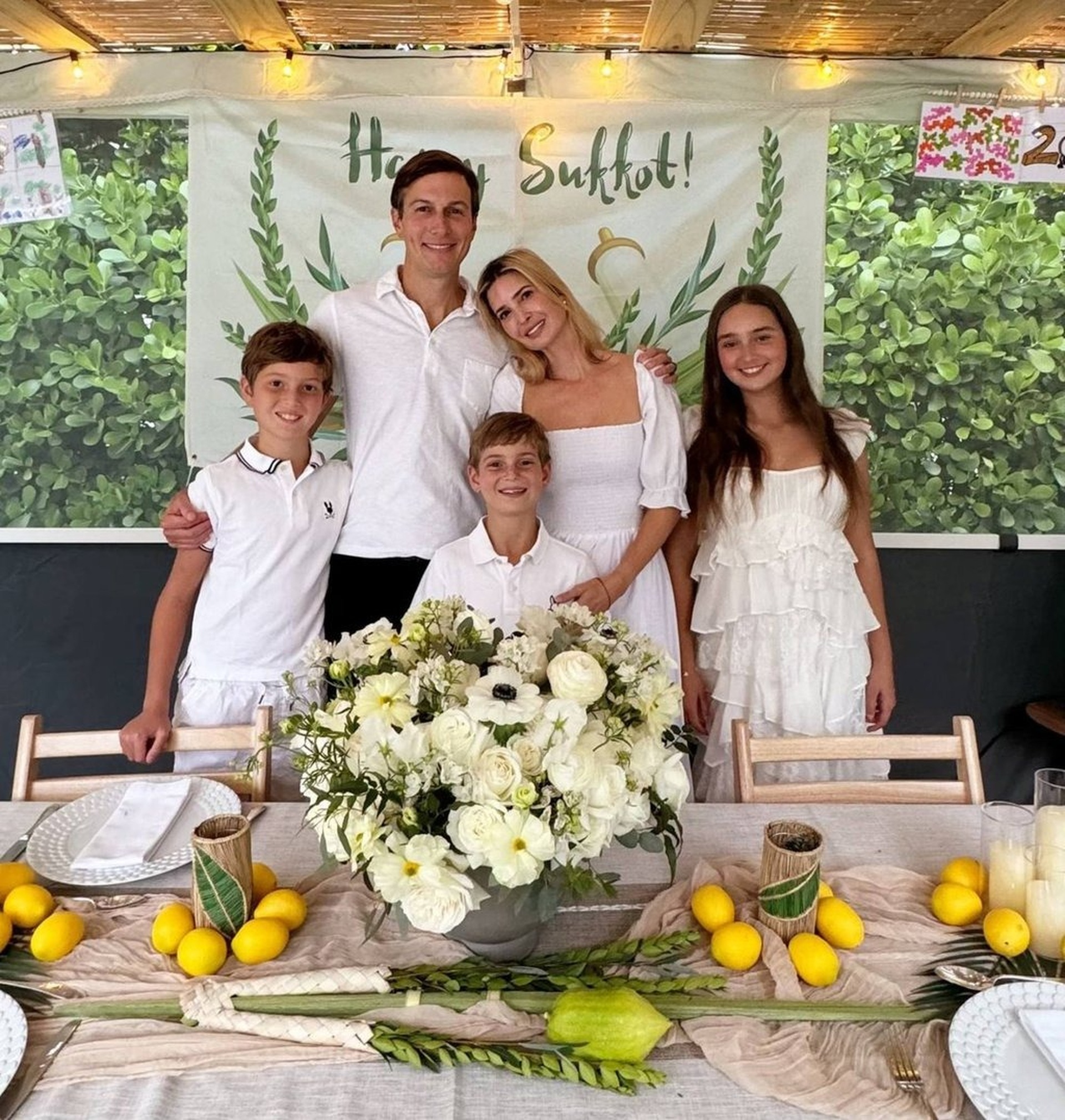 Chấp nhận gác lại sự nghiệp vì con, Ivanka Trump đang làm mẹ như thế nào? - 2