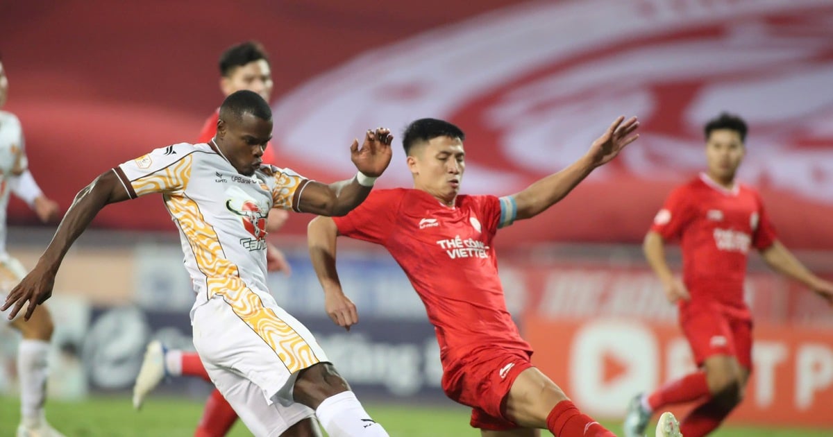 Nóng 'chợ' chuyển nhượng giữa mùa V-League