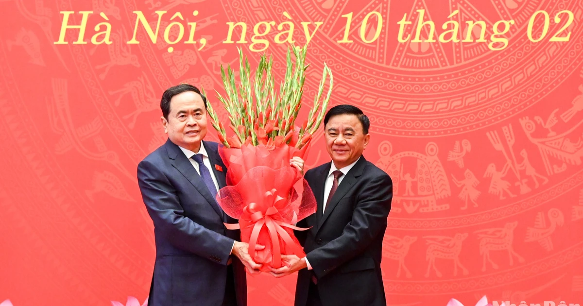 [Foto] El presidente de la Asamblea Nacional, Tran Thanh Man, preside la primera reunión del Comité Ejecutivo del Partido de la Asamblea Nacional para el período 2020-2025