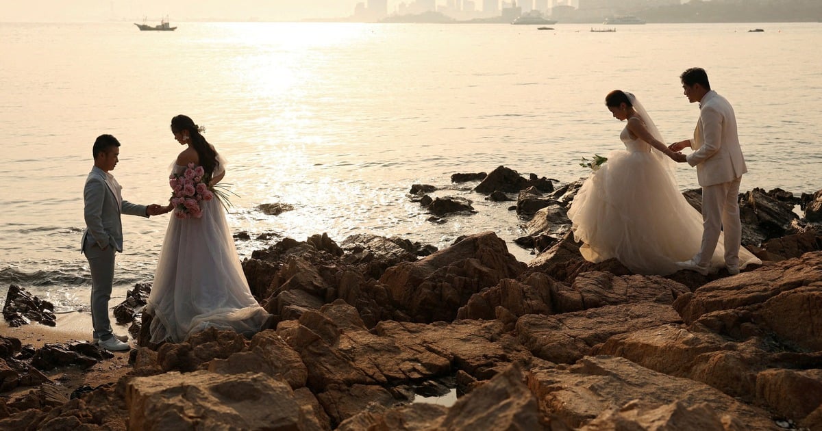 China's marriage rate hits record low