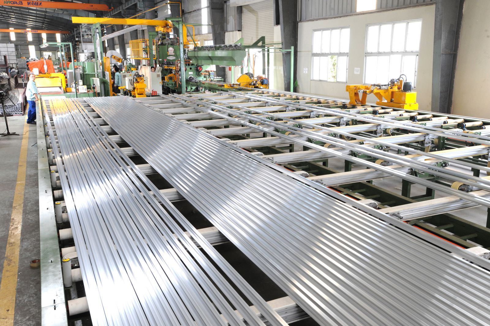 Steel and aluminum industry under pressure from US tariffs