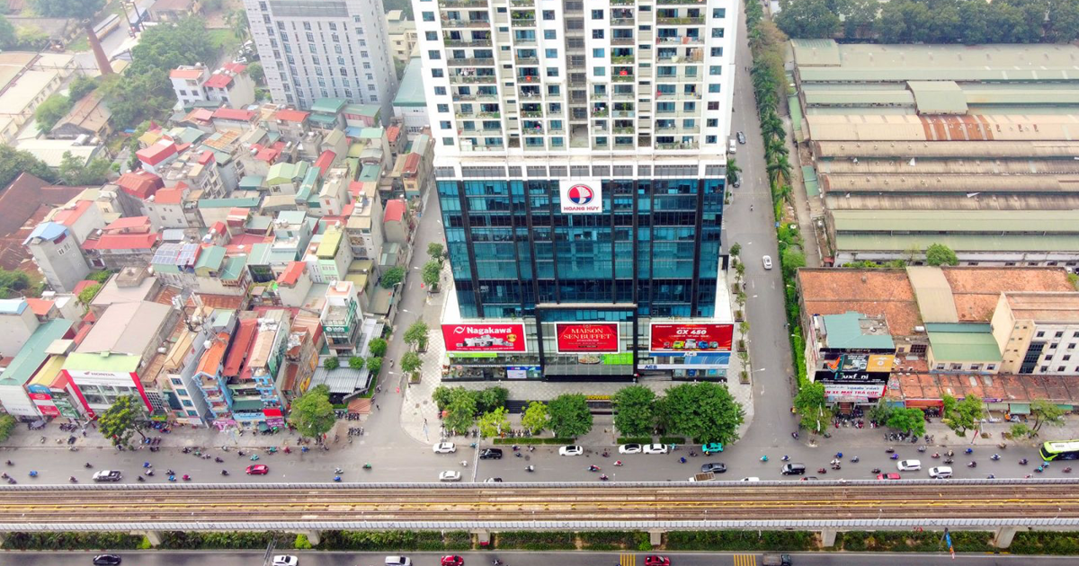 Hung Viet Company로부터 275 Nguyen Trai의 3,557m2 토지를 매립