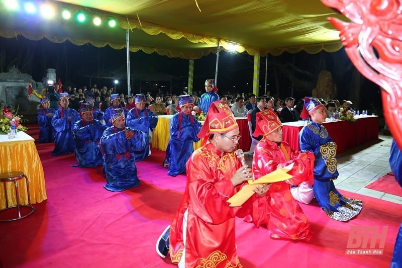 Tran Hung Dao 사원 축제 봄 앳 타이 2025