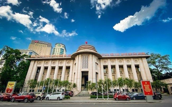 State Bank's strong adjustment of USD selling price sends new signal to the market