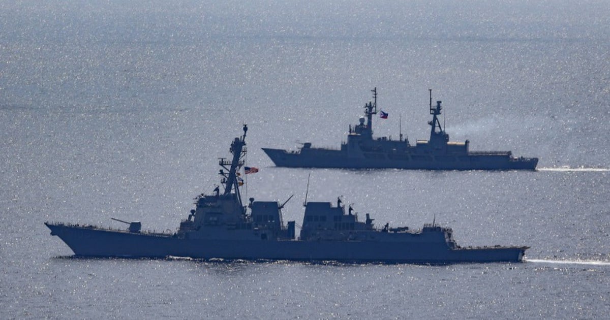 Les Philippines veulent acheter 2 sous-marins et révèlent des opérations conjointes avec les États-Unis en mer de Chine orientale