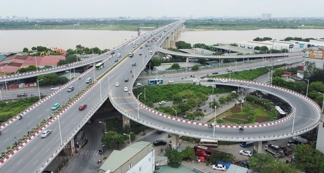 Hanoi gibt den Entwurf von 3 „Super“-Brücken über den Roten Fluss bekannt, gerade genehmigt Foto 9