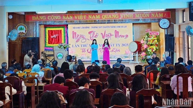 Scene of Vietnam Poetry Day in Da Lat city, Lam Dong province.