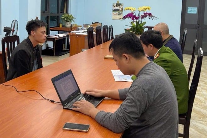 Agression d'un conducteur de Lexus à Hanoi : le chauffeur souffre d'une commotion cérébrale