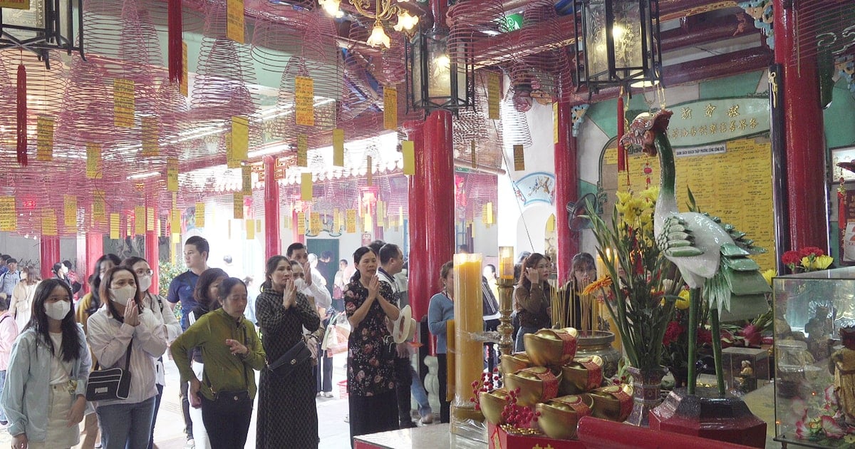 Lantern Festival in Nguyen Dynasty