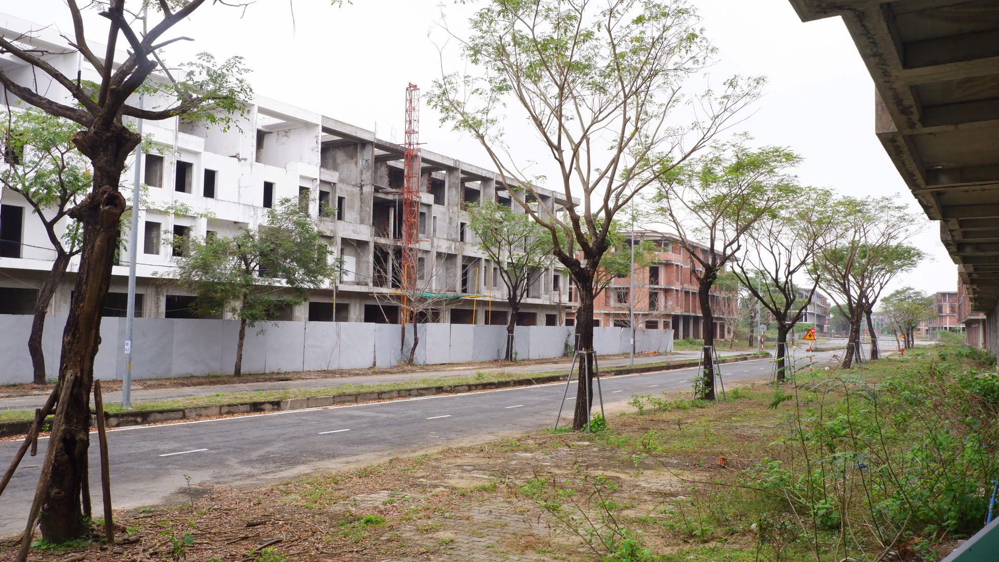 The desolate scene of the 381ha 'super' ecological city with 'million dollar view' in Da Nang photo 12