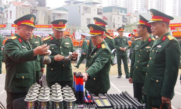 Das Kommando der Militärregion 3 inspiziert die Trainingsvorbereitungen beim Militärkommando der Provinz Quang Ninh