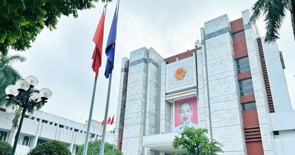 Hanoi plans to reduce 6 departments and 109 rooms after rearrangement