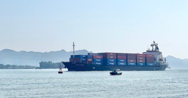 การขจัด “คอขวด” ของโครงสร้างพื้นฐานท่าเรือไฮฟอง การปรับปรุงขีดความสามารถในการรับเรือขนาดใหญ่