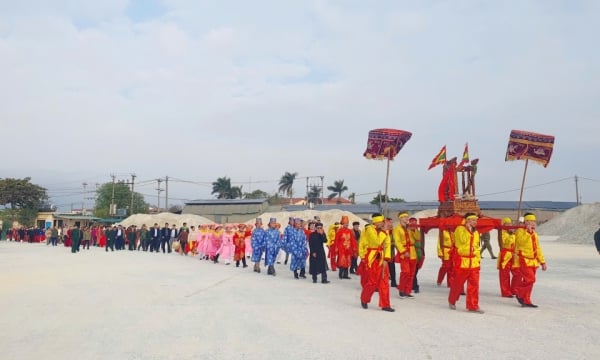 Khai hội đình Mi Sơn (Hải Hà)