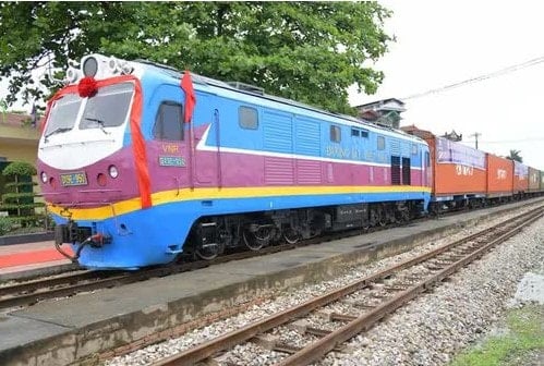 Cet après-midi, l'Assemblée nationale soumettra une proposition d'investissement dans une ligne ferroviaire passant par Hai Duong.