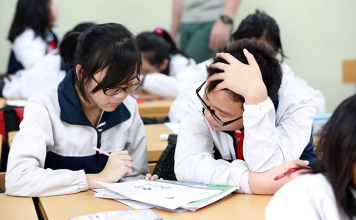 親たちは、生徒たちが友達に負けることを心配することなく、高額な追加授業の日々を終えることができると信じています。 （図）