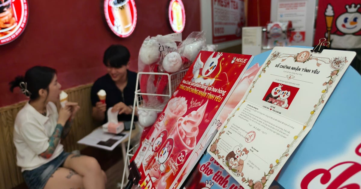 Unique Valentine's Day: buy only one ring, drink milk tea and get a love certificate