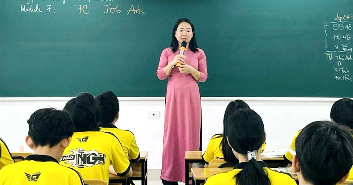 초등학교와 중학교에서 영어 교사를 채용하는 것이 어려운 이유는 무엇입니까?