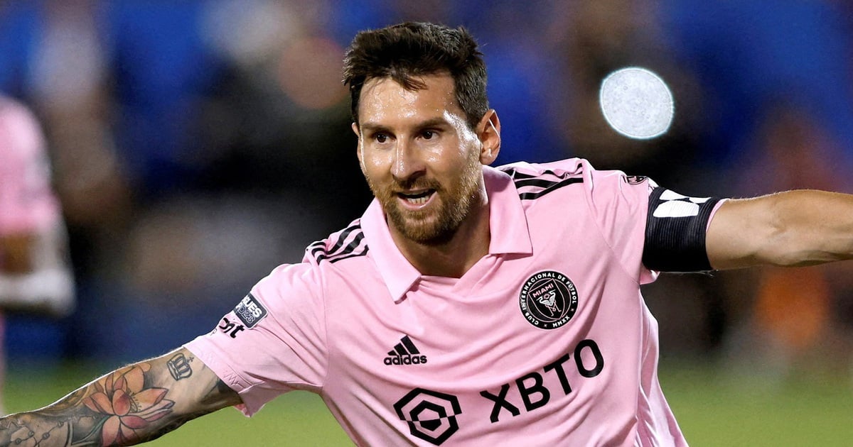 La raison pour laquelle le club de Messi lance continuellement de nouveaux maillots est que la MLS est en concurrence avec la NFL