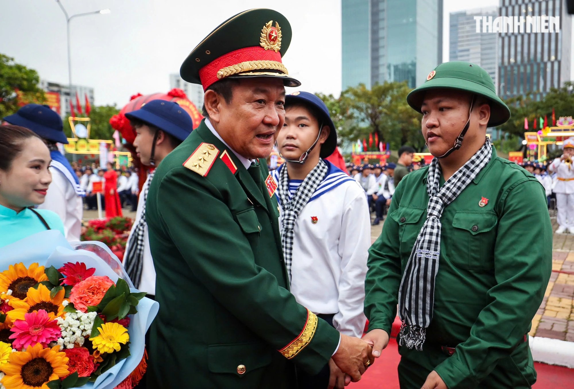 Nghĩa vụ quân sự 2025: Gần 5.000 thanh niên TP.HCM nhập ngũ- Ảnh 2.