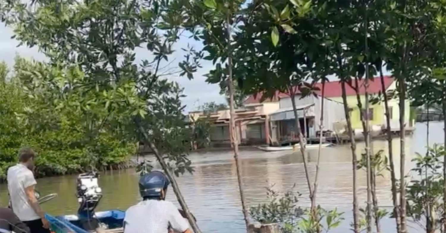 Collision of a boat on the river, 5-year-old boy in Ca Mau missing