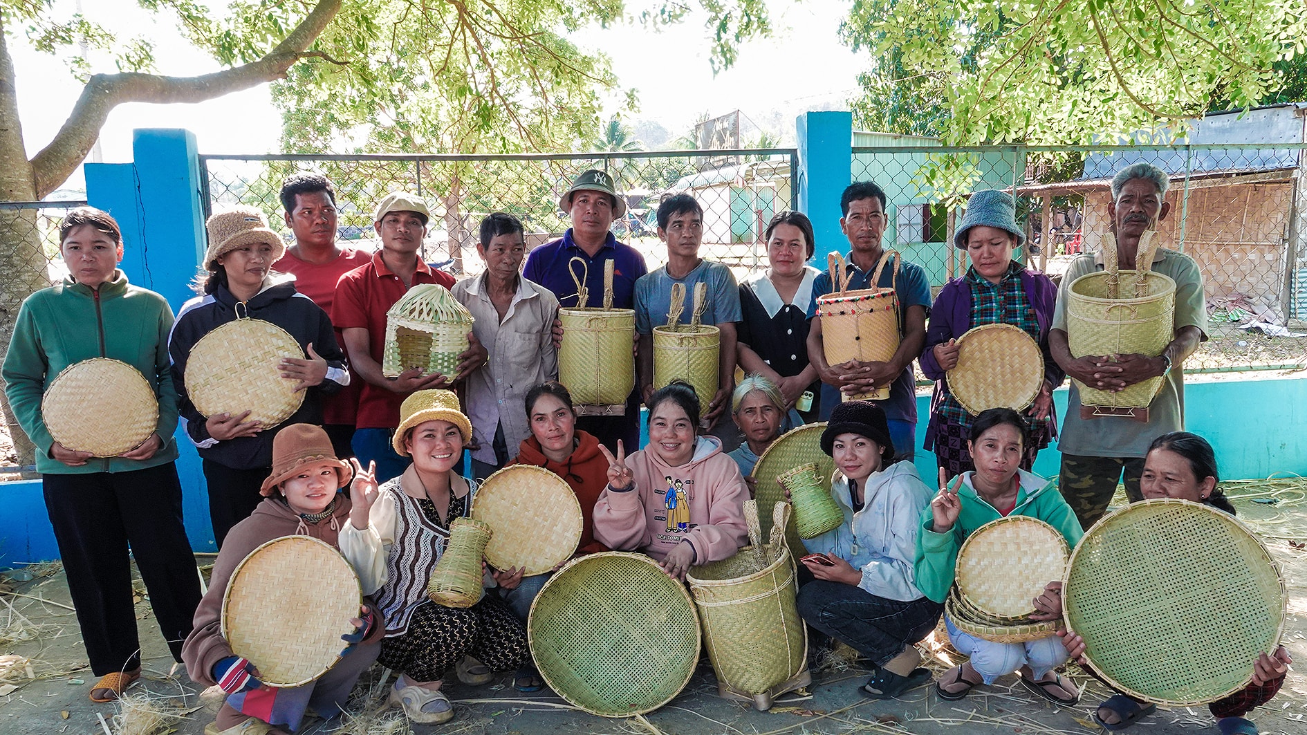 Cours d'arts traditionnels enseigné à Dong Tien Ham, Thuan Bac Anh, N. Lan, 2020.jpg