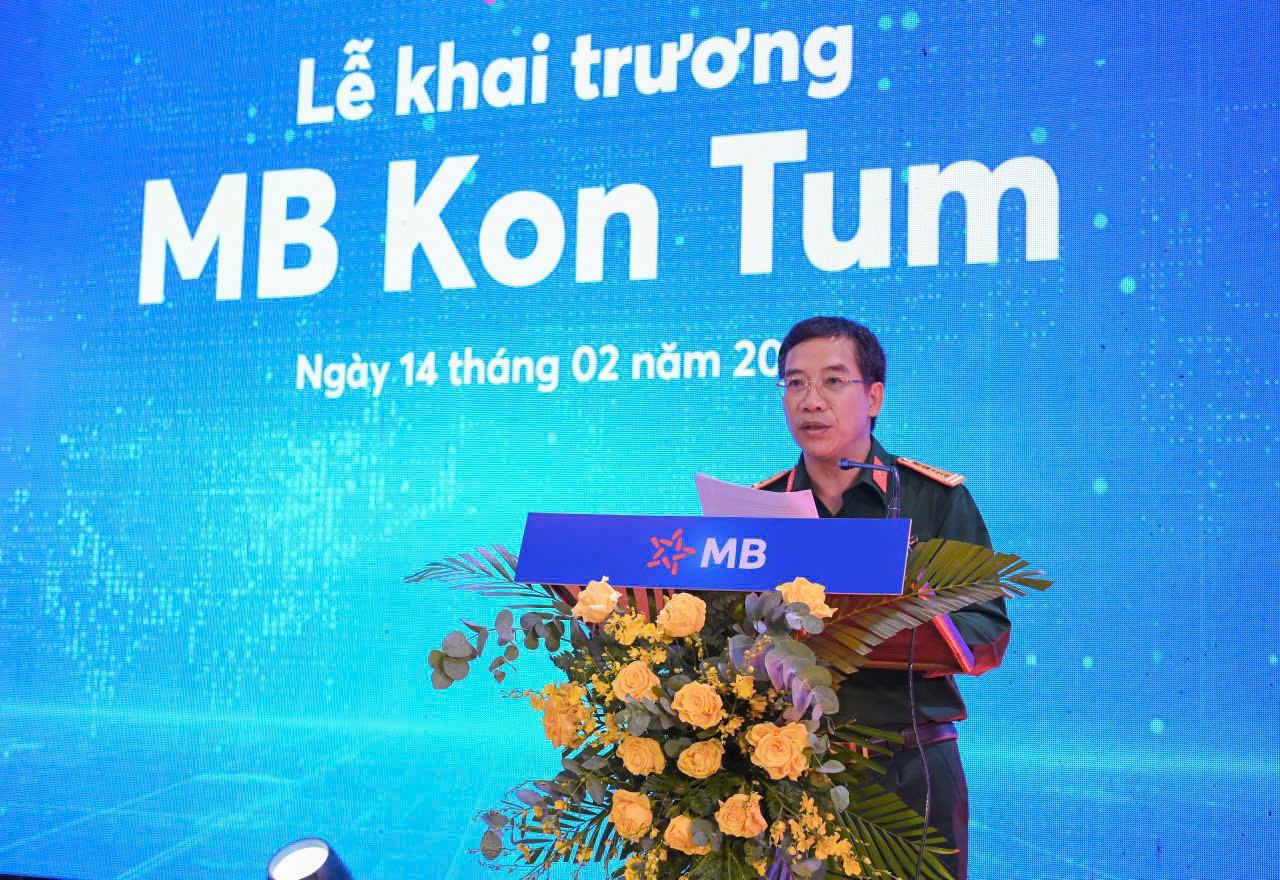 Kon Tum 2.jpg